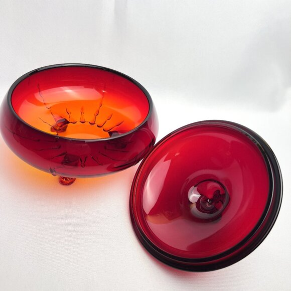 Viking Glass Epic Ruby Red Covered Dish UV Glow Hand Blown Vintage Candy Jar - Picture 3 of 11
